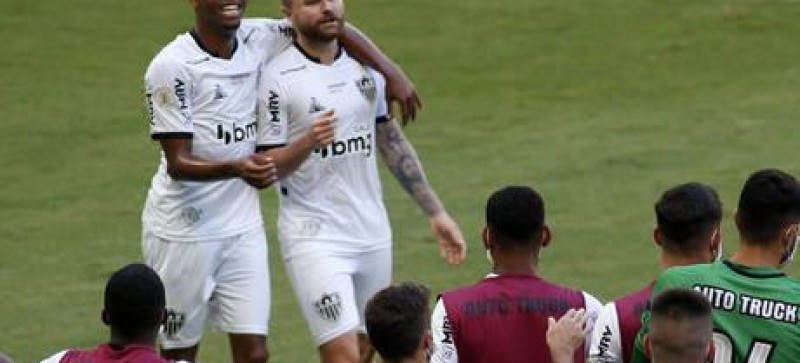 Atlético-MG empata com o Ceará e recupera liderança do Brasileiro