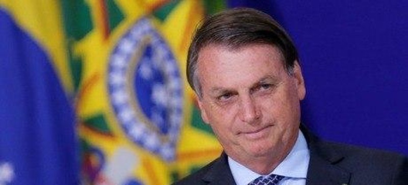 'Salário mínimo está baixo, mas não tem como aumentar', diz Bolsonaro