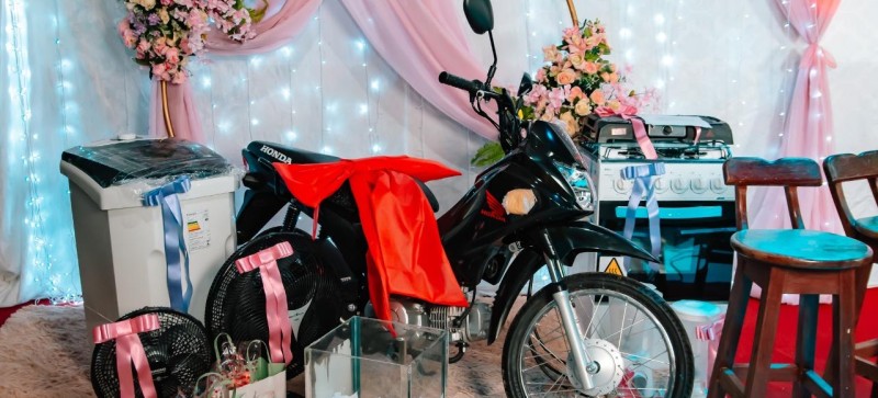 Prefeitura de Centro Novo do Maranhão promove live especial para as mães e sorteia uma moto 0 km