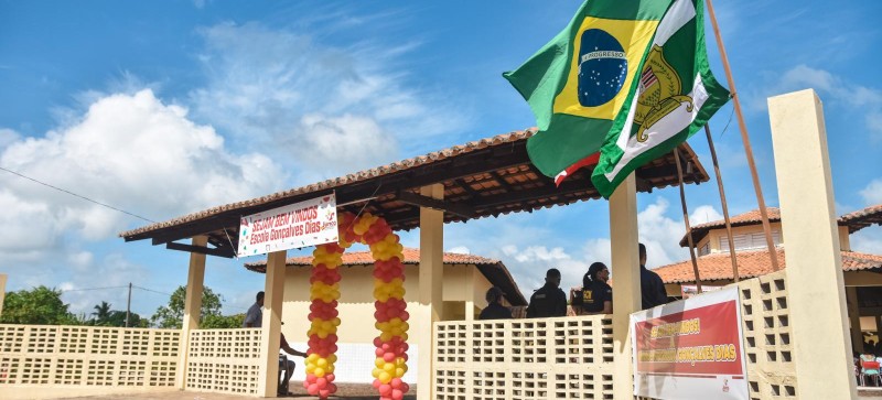 Prefeito Antonio Filho entrega mais uma escola para os juncoenses