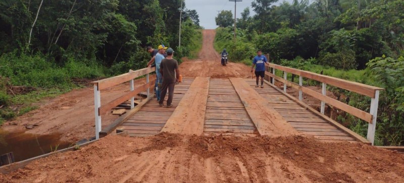 Mais uma ponte sendo finalizada pela Prefeitura de Centro Novo