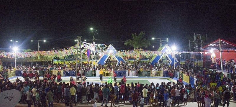 O Arraiá de São João estreou sob elogios e participação do público