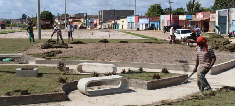 Prefeitura intensifica serviços na ‘Praça do Esporte’