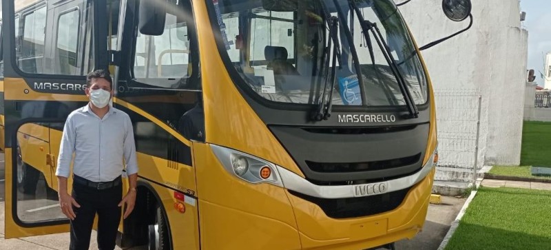 Centro Novo do Maranhão conquista mais um ônibus escolar