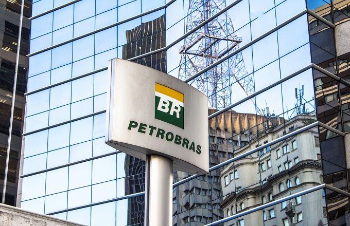 Petrobras abre concurso para 954 vagas; salários vão até R$ 9.786