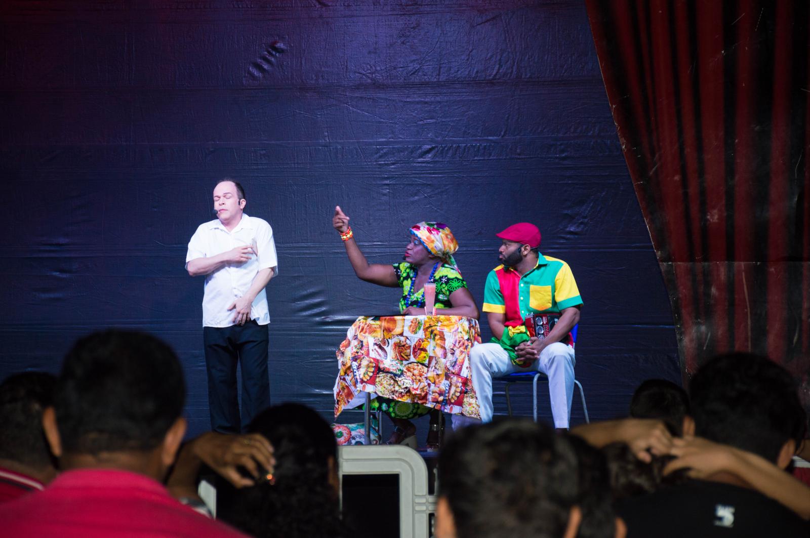Comédia Pão com Ovo marca a noite de sábado em Centro Novo do Maranhão