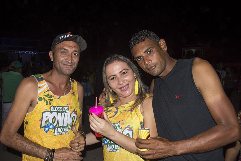 Praça lotada e muita alegria na última noite do Carnaval de Maracaçumé