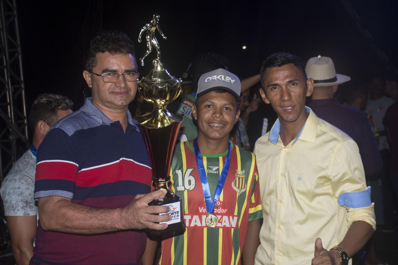 Junco do Maranhão completou 24 anos e a cidade inteira comemorou