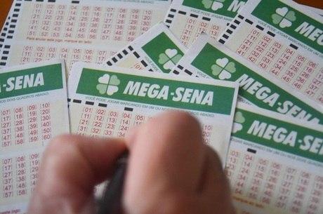 Mega-Sena promete sortear prêmio de R$ 10 milhões nesta quarta-feira