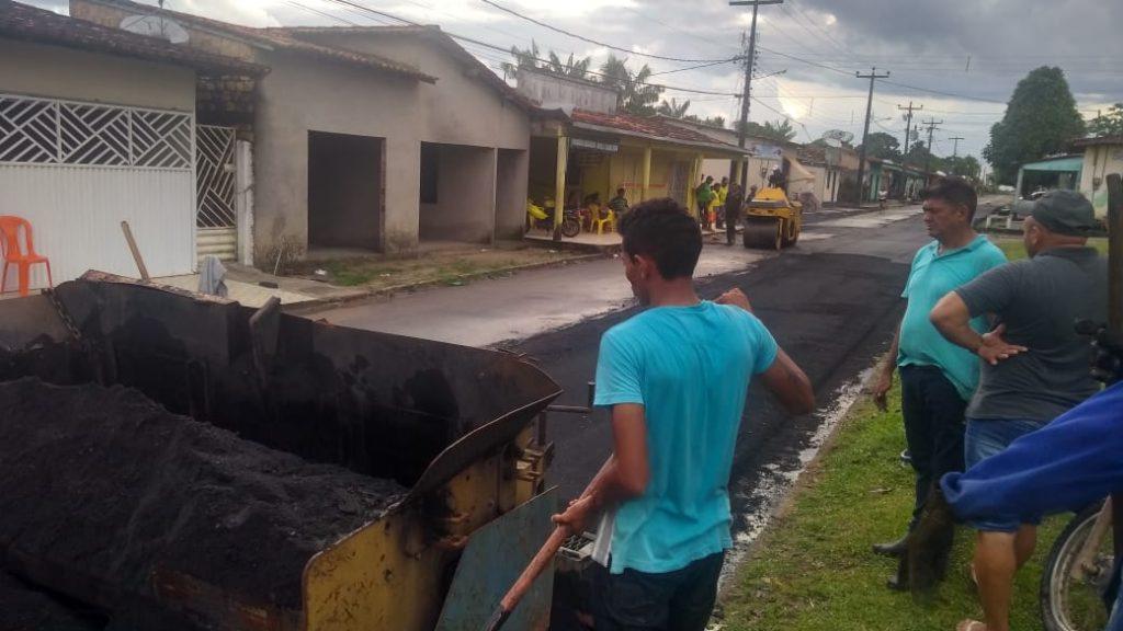 Mais ruas são asfaltadas em Amapá do Maranhão