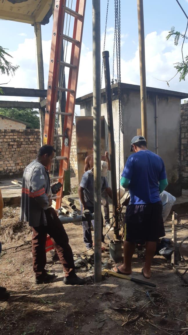Prefeitura de Boa Vista do Gurupi trabalha para restabelecer os serviços de abastecimento de água próximo ao campo de futebol