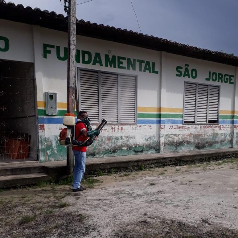 Escolas de Governador Nunes Freire recebem dedetização e controle de pragas